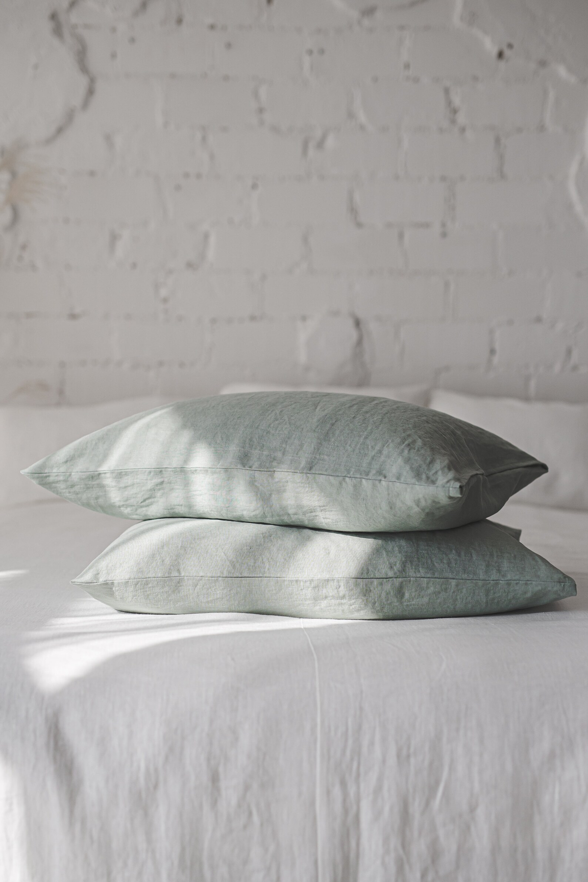 Linen pillowcase with envelope closure, Various colors available, Soft natural linen pillow cover, Standard, queen, king linen pillowcase.